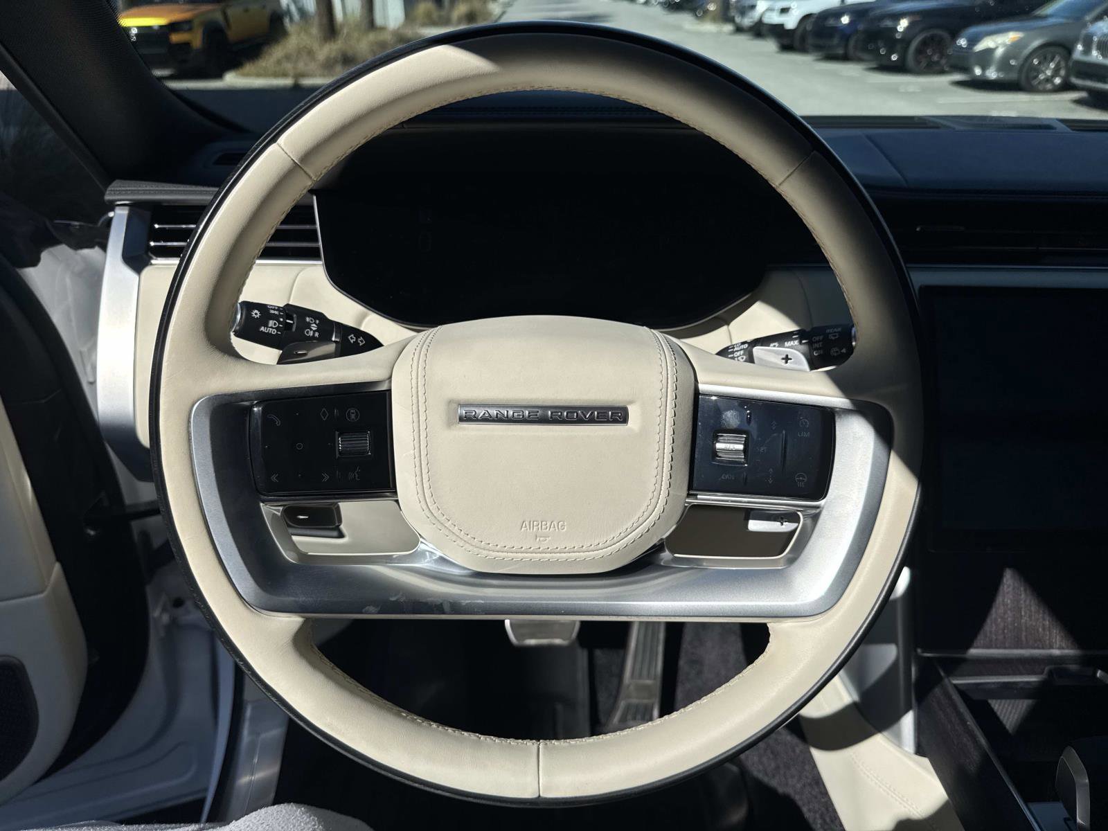 Certified 2024 Land Rover Range Rover Long Wheelbase Autobiography image 28