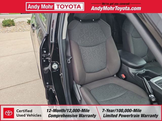 Certified 2023 Toyota RAV4 XLE image 33