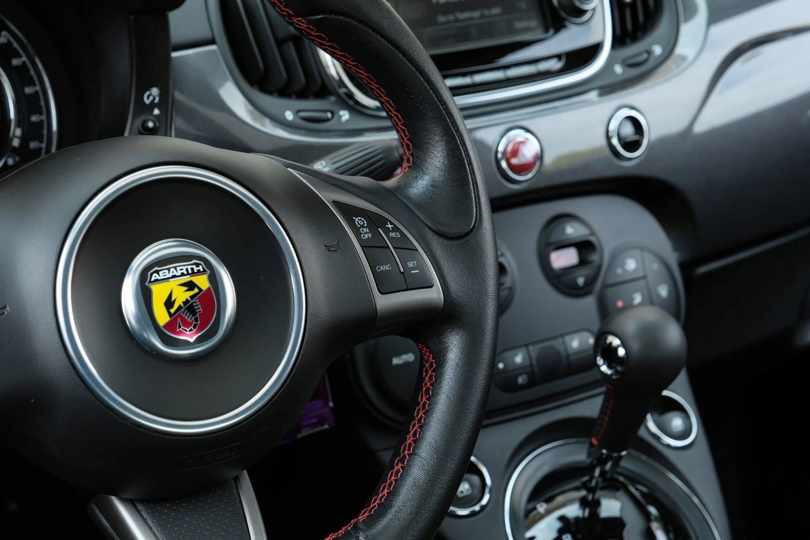 Used 2018 FIAT 500 Abarth w/ Popular Equipment Package image 22