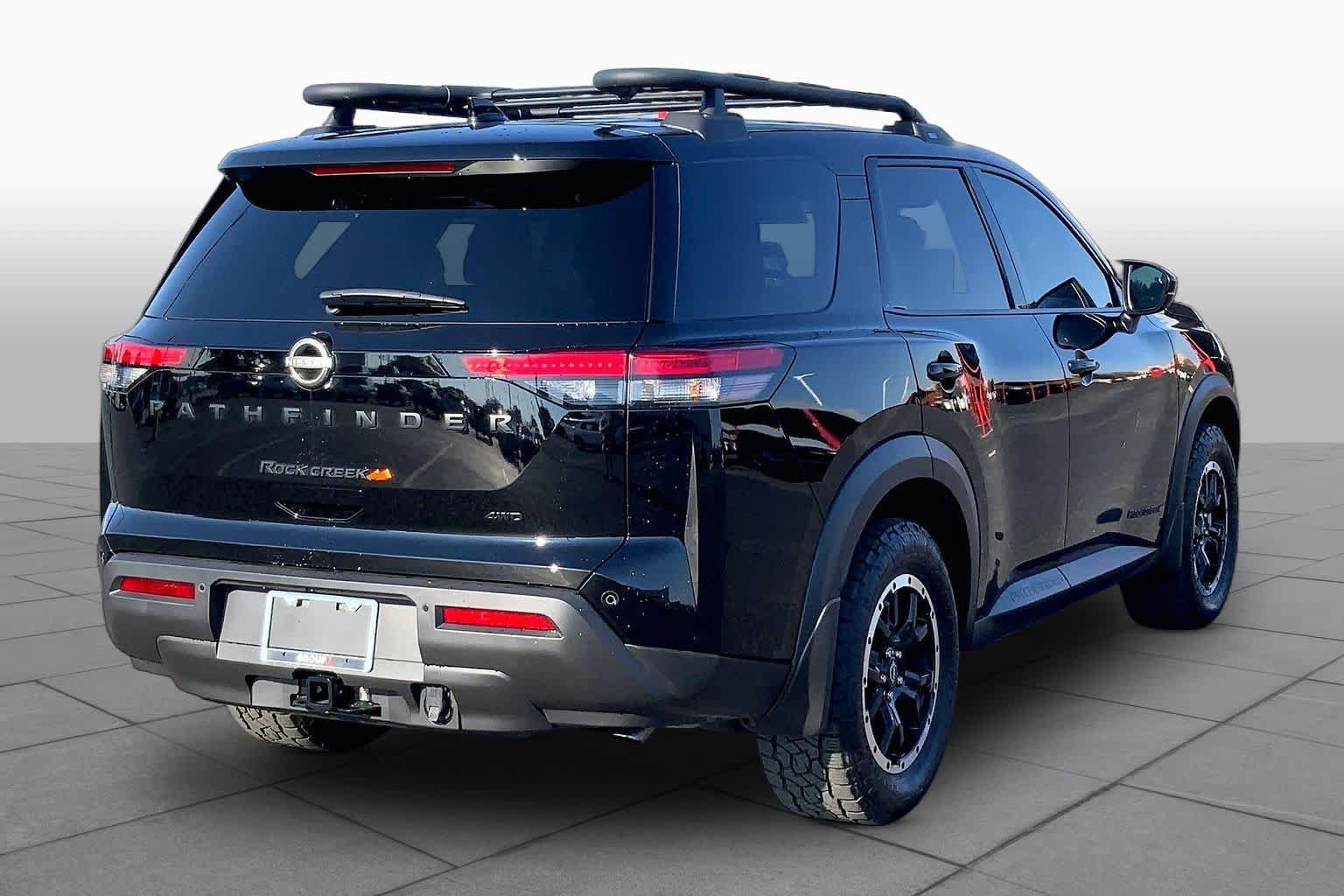 Used 2025 Nissan Pathfinder Rock Creek AWD/4WD image 13