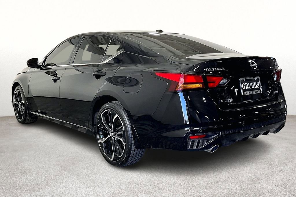 New 2026 Nissan Altima 2.5 SR w/ SR Premium Package image 6