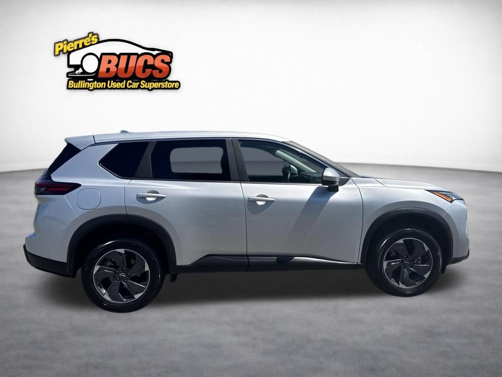 Used 2025 Nissan Rogue SV FWD image 6