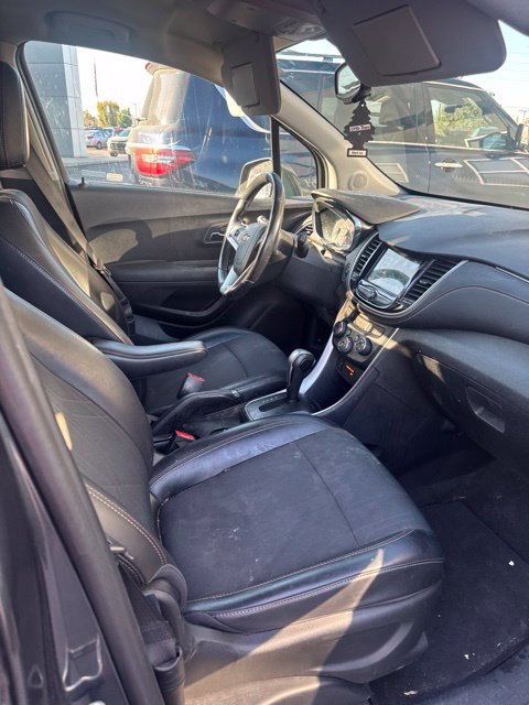 Used 2019 Chevrolet Trax LT w/ Driver Confidence Package AWD/4WD image 17