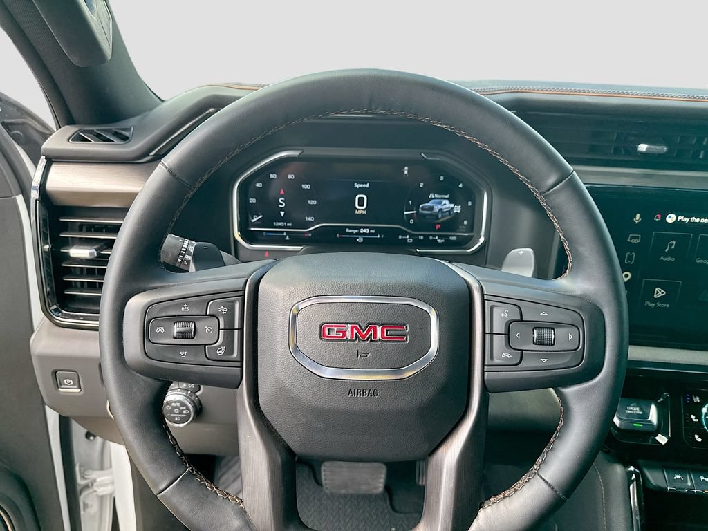Used 2025 GMC Sierra 1500 AT4 w/ AT4 Premium Package AWD/4WD image 14