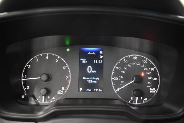 Used 2025 Toyota Corolla SE image 25