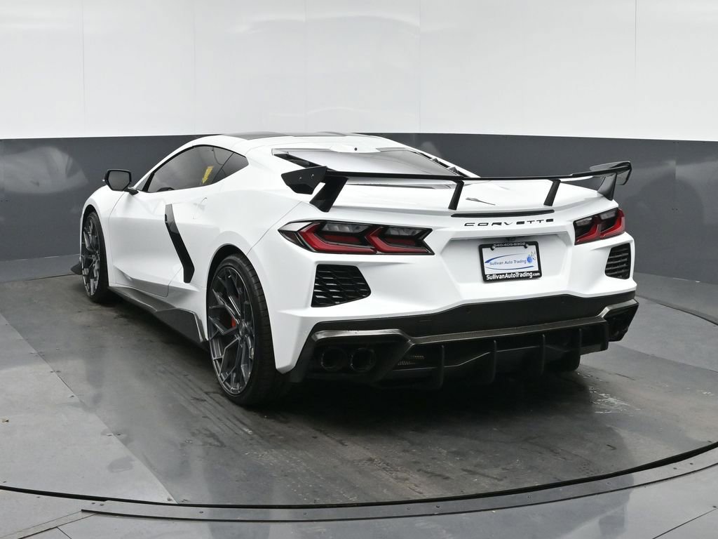 Used 2020 Chevrolet Corvette Stingray Premium Cpe w/ 3LT Preferred Equipment Group image 5