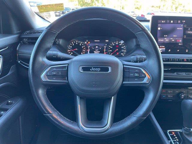Used 2022 Jeep Compass Latitude w/ Convenience Group AWD/4WD image 14
