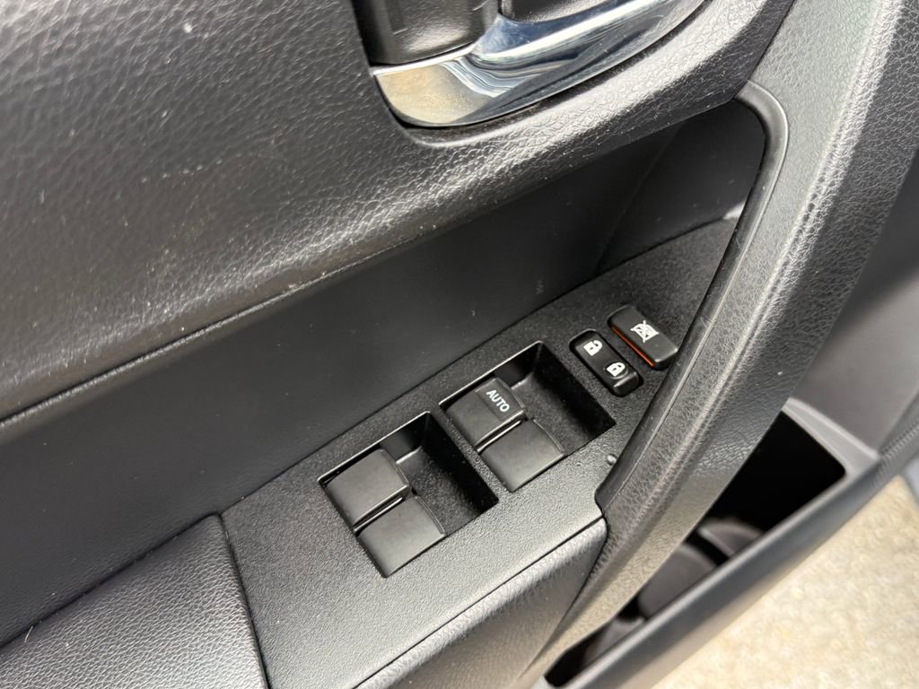 Used 2014 Toyota Corolla S FWD image 19