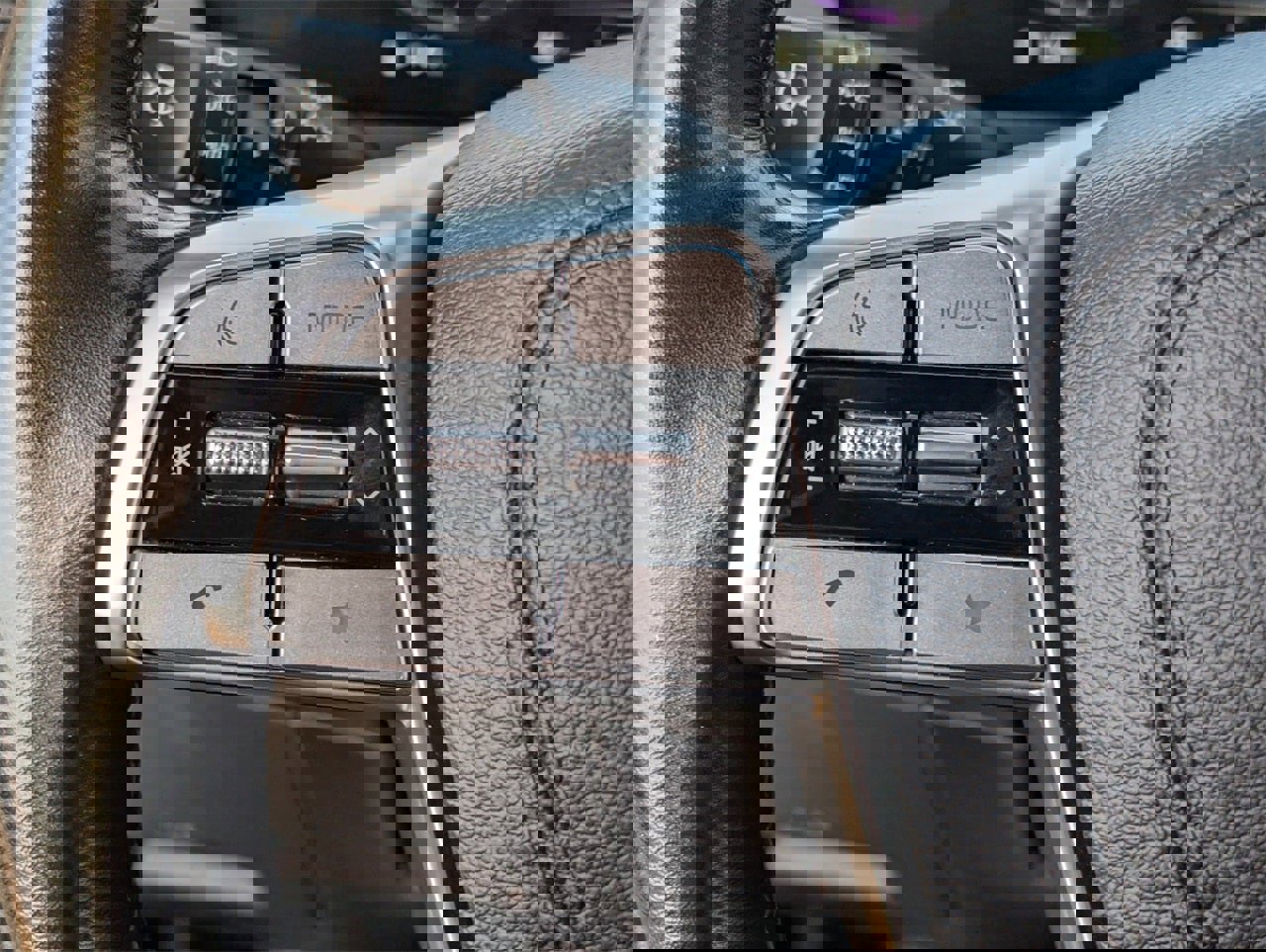 Used 2024 Kia Telluride SX Prestige X-Pro image 23