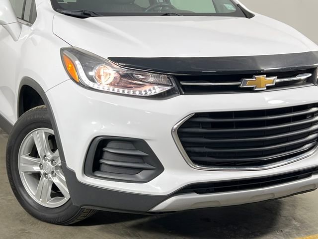 Used 2020 Chevrolet Trax LT AWD/4WD image 39