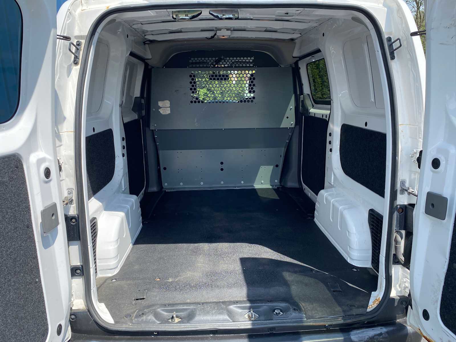 Used 2015 Chevrolet City Express LS FWD image 24