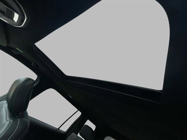 New 2025 Jeep Grand Cherokee L Altitude image 10