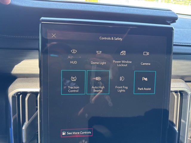 Used 2025 GMC Acadia Elevation w/ Elevation Premium Package image 46