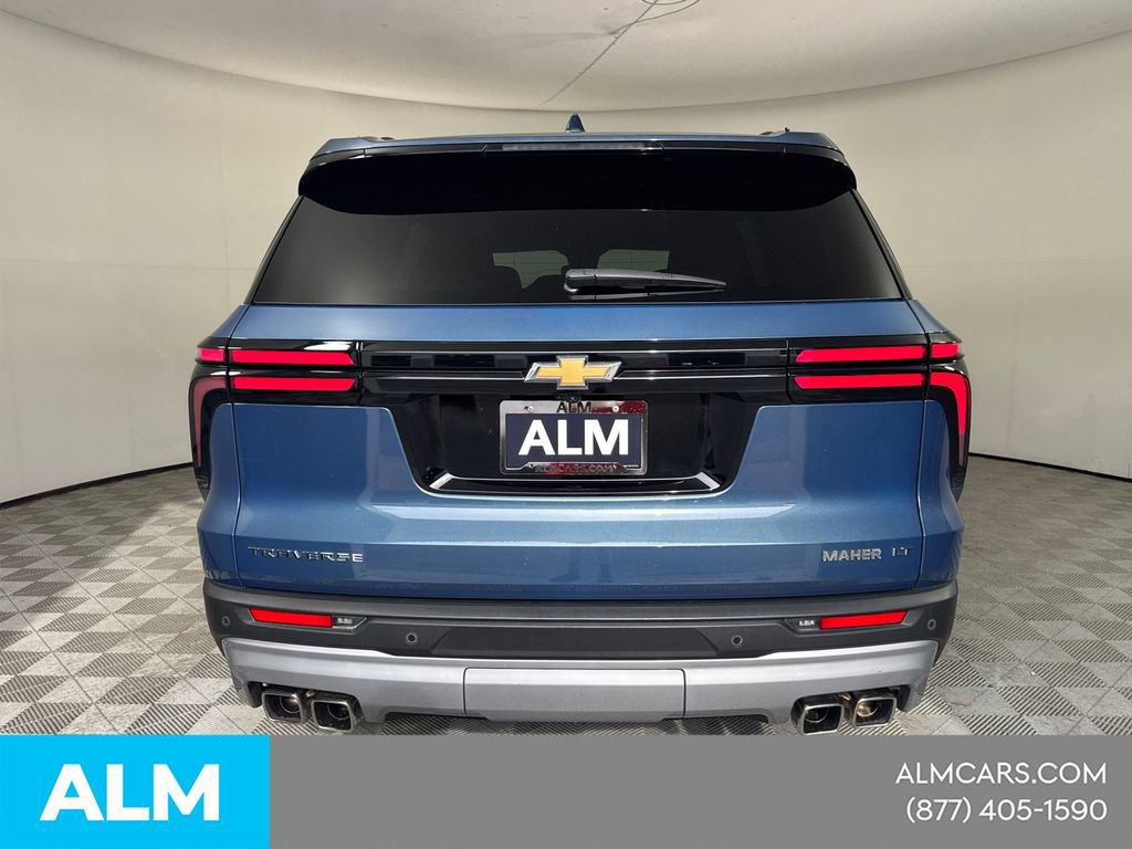 Used 2024 Chevrolet Traverse LT FWD image 9