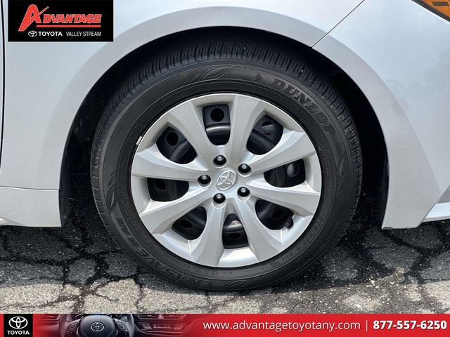 Used 2024 Toyota Corolla LE FWD image 11