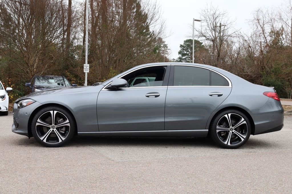 Used 2024 Mercedes-Benz C 300 Sedan image 3