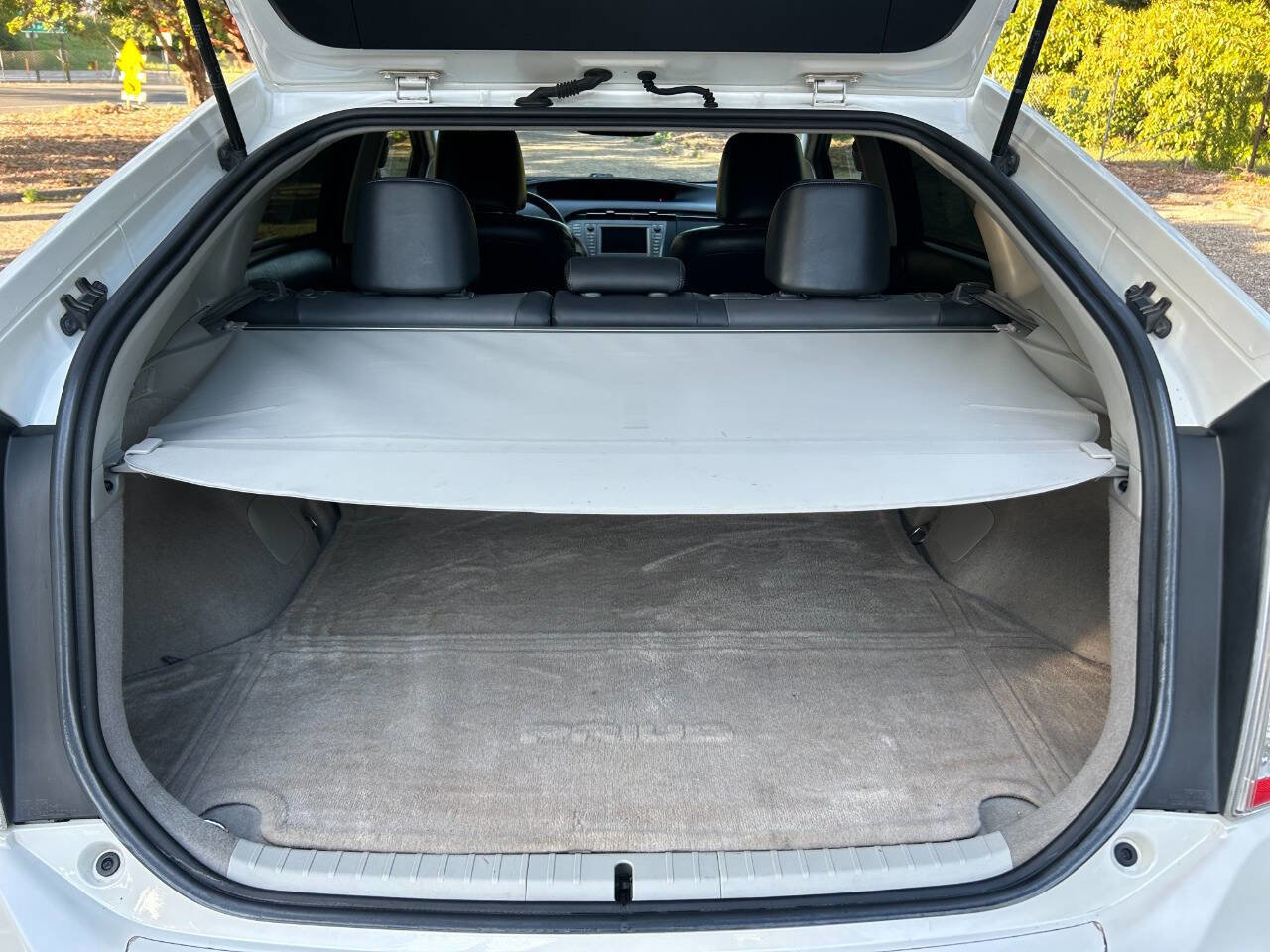 Used 2013 Toyota Prius Four w/ Deluxe Solar Roof Pkg FWD image 32