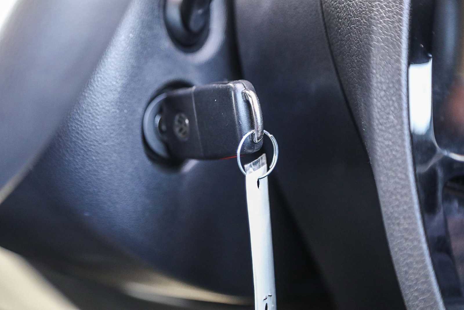 Used 2015 Volkswagen Jetta TDI S image 23