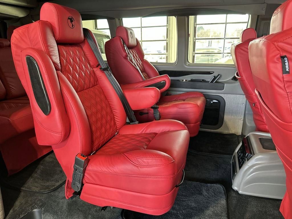 Used 2024 GMC Savana 2500 w/ Driver Convenience Package image 22