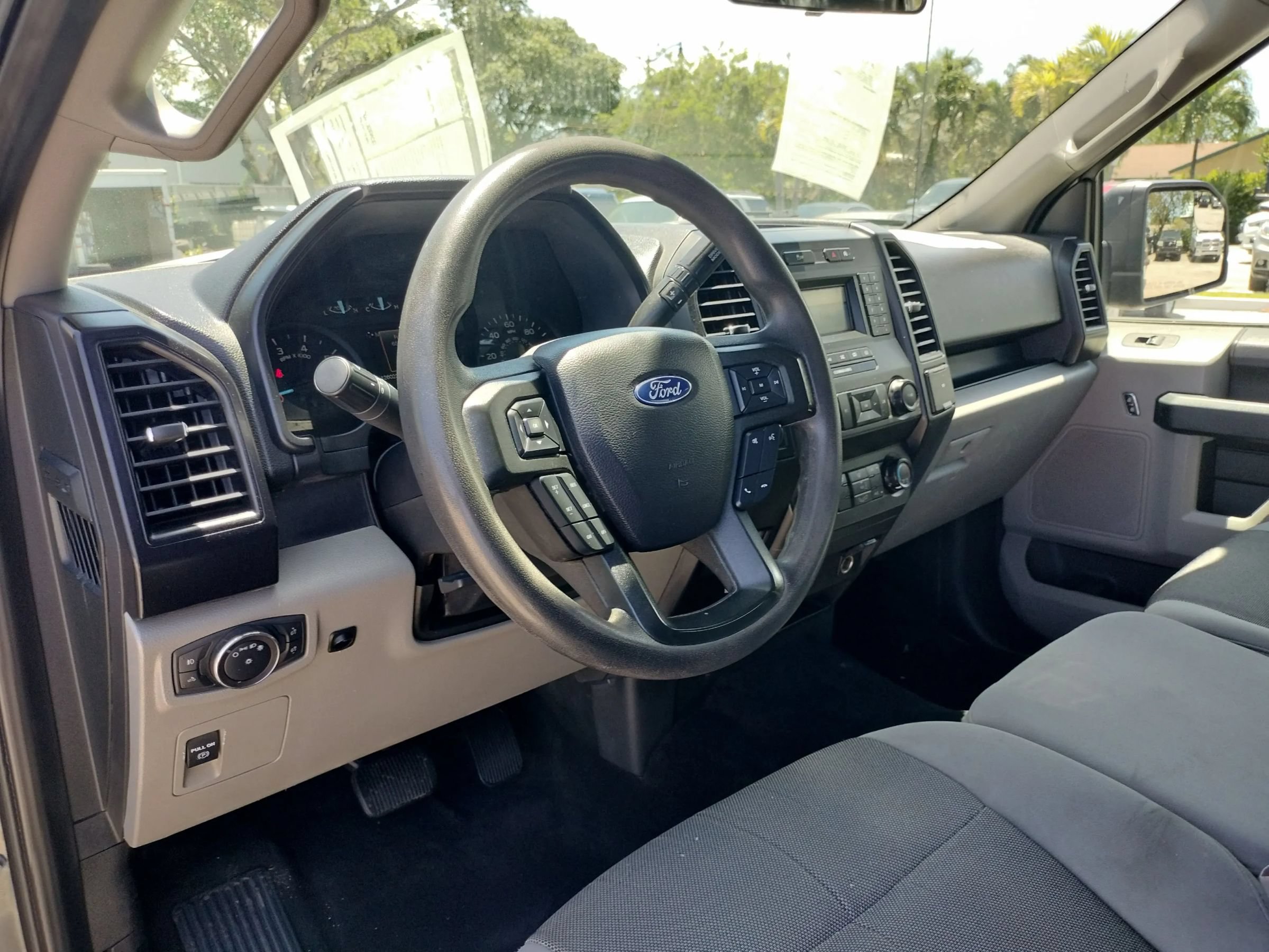 Used 2019 Ford F150 XL w/ Equipment Group 101A Mid RWD image 14