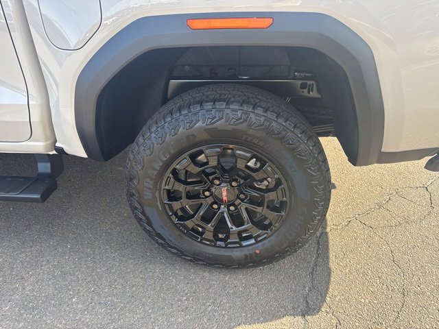 New 2026 GMC Canyon Elevation w/ Convenience Package image 11