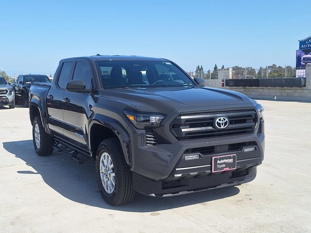 Used 2026 Toyota Tacoma SR5 image 3