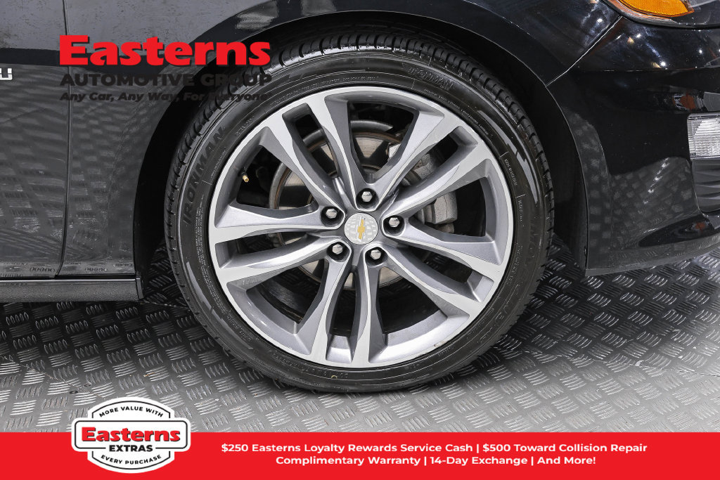Used 2025 Chevrolet Malibu LT FWD image 32