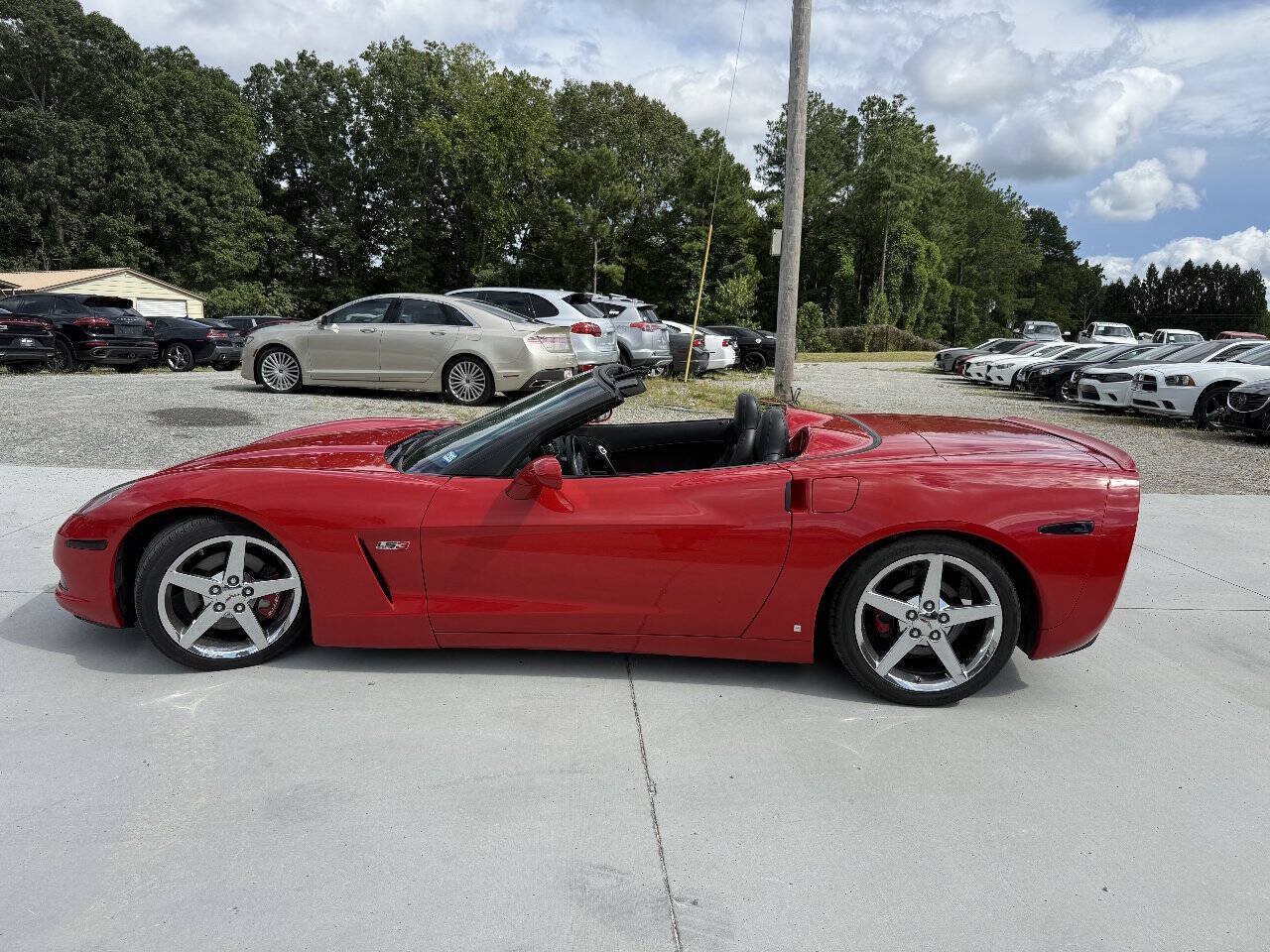 Used 2008 Chevrolet Corvette Convertible w/ Preferred Equipment Group RWD image 4