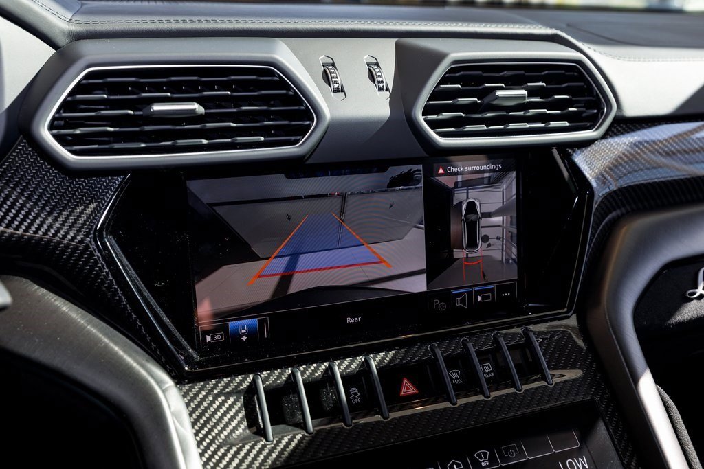 Used 2024 Lamborghini Urus Performante image 31