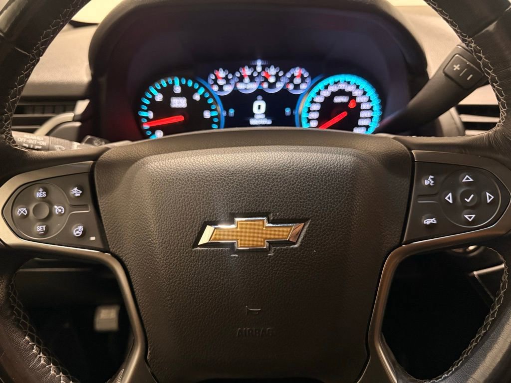 Used 2020 Chevrolet Suburban Premier w/ Premier Plus Edition image 22