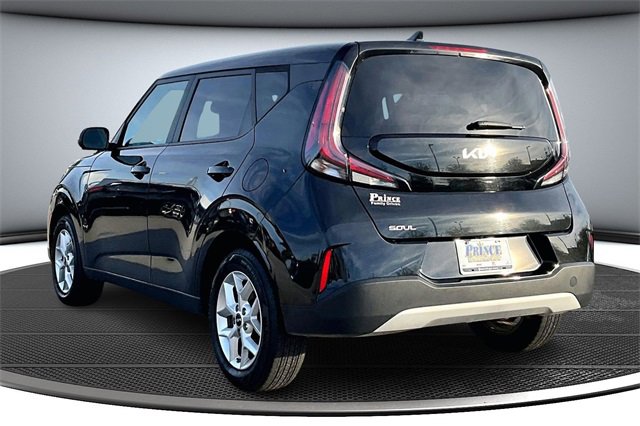 Used 2024 Kia Soul LX w/ Option Group 015 image 4