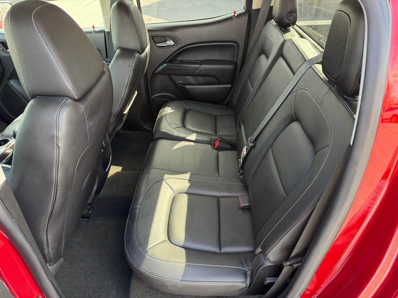 Used 2015 GMC Canyon SLT w/ Driver Alert Package image 14