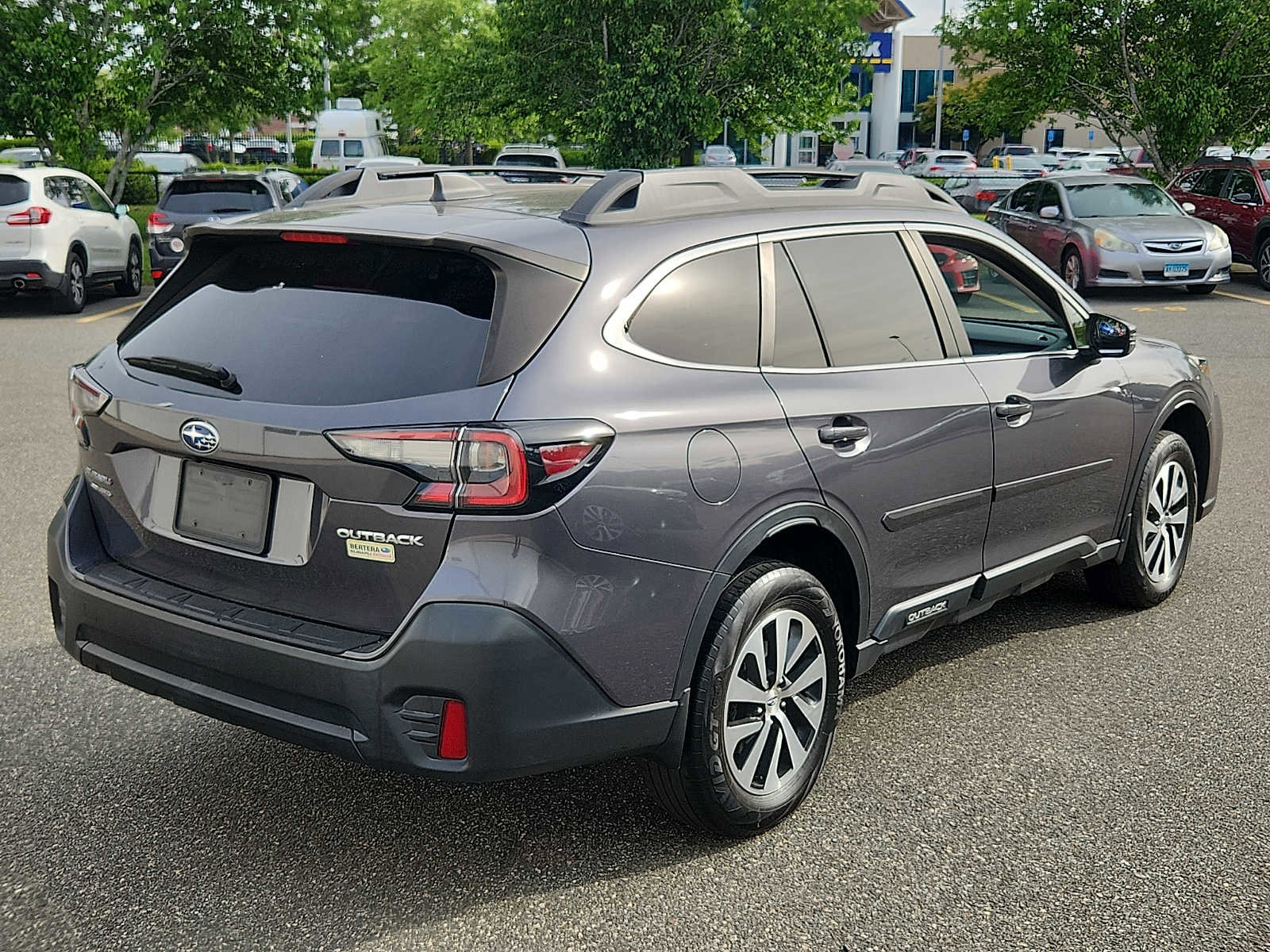 Used 2022 Subaru Outback Premium AWD/4WD image 6