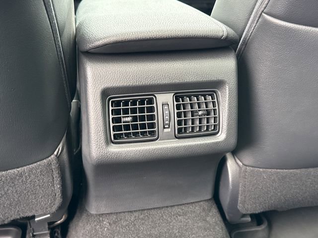 Used 2018 Toyota Camry XSE FWD image 23