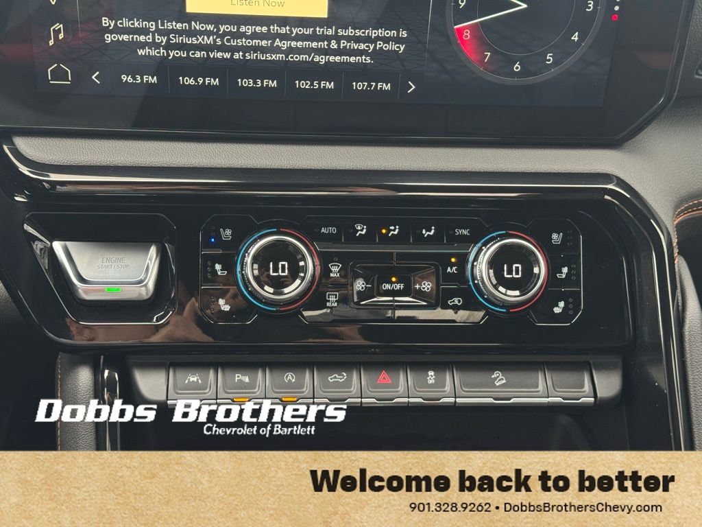 Used 2025 GMC Sierra 1500 AT4 image 28