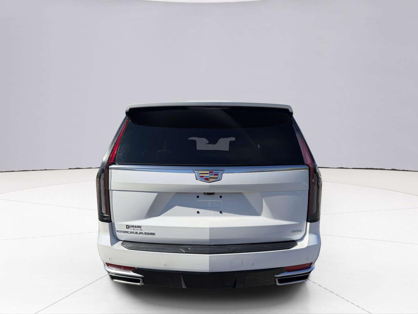 Used 2021 Cadillac Escalade ESV Premium Luxury w/ LPO, Illumination Package image 4