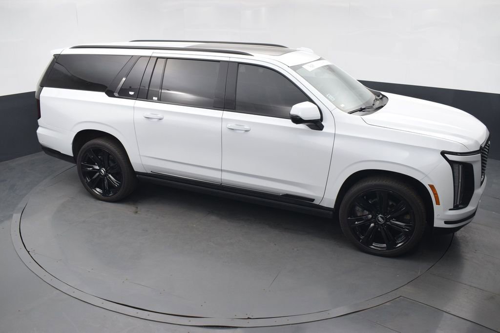 Certified 2026 Cadillac Escalade ESV Sport w/ Touring Package AWD/4WD image 47