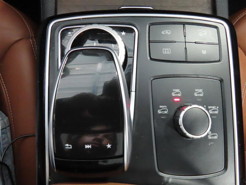 Used 2018 Mercedes-Benz GLE 43 AMG 4MATIC Coupe w/ Parking Assist Package image 32