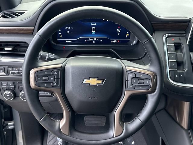 Used 2023 Chevrolet Suburban High Country image 19