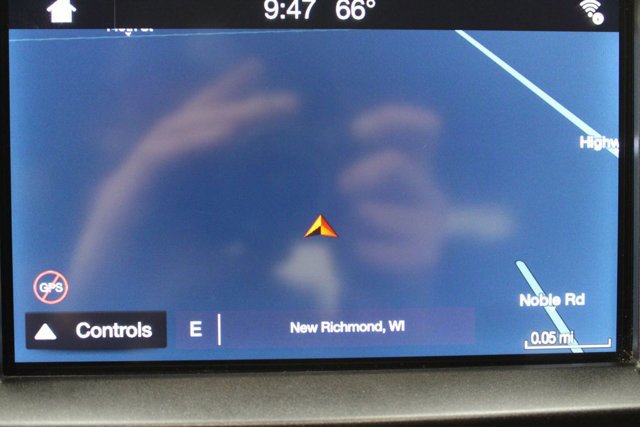 Certified 2019 Ford F150 XLT w/ Equipment Group 302A Luxury AWD/4WD image 3