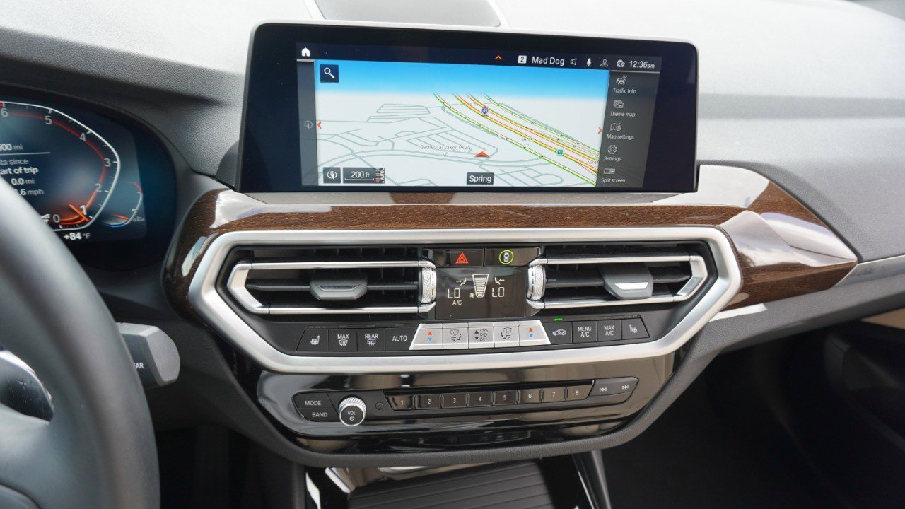 Used 2024 BMW X3 sDrive30i w/ Convenience Package w/ZPA RWD image 16