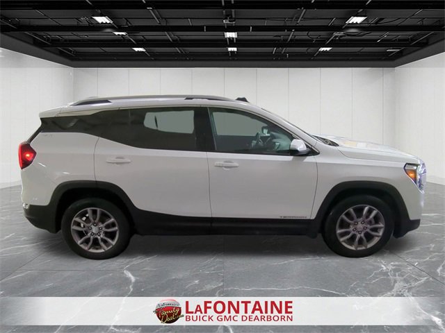 Certified 2024 GMC Terrain SLT image 9