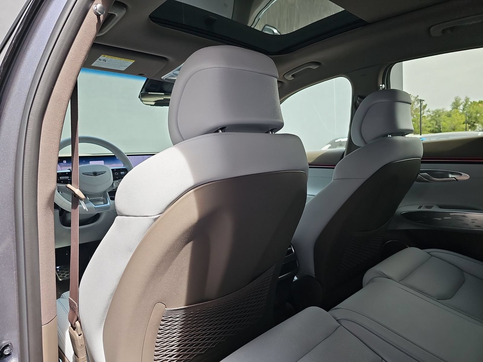 Certified 2026 Genesis Electrified GV70 AWD/4WD image 16