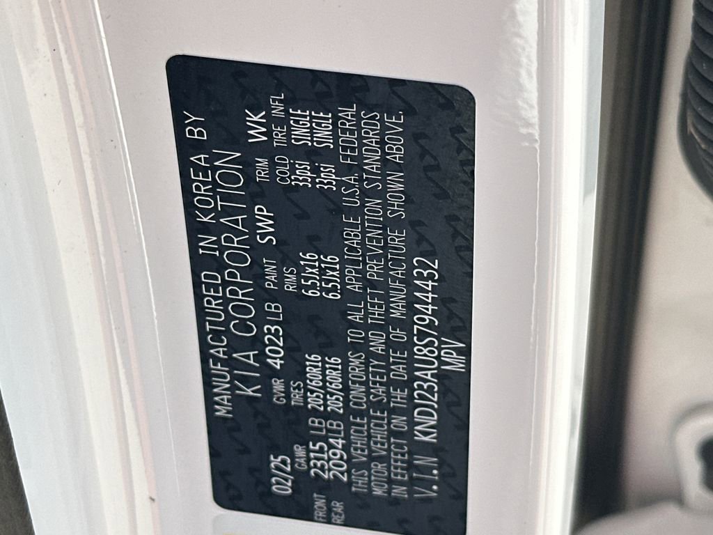 Used 2025 Kia Soul LX w/ LX Technology Package image 32