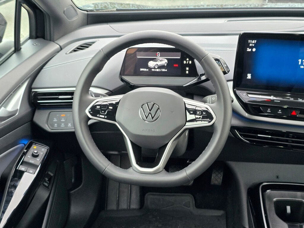 Used 2023 Volkswagen ID.4 Pro S Plus AWD/4WD image 21