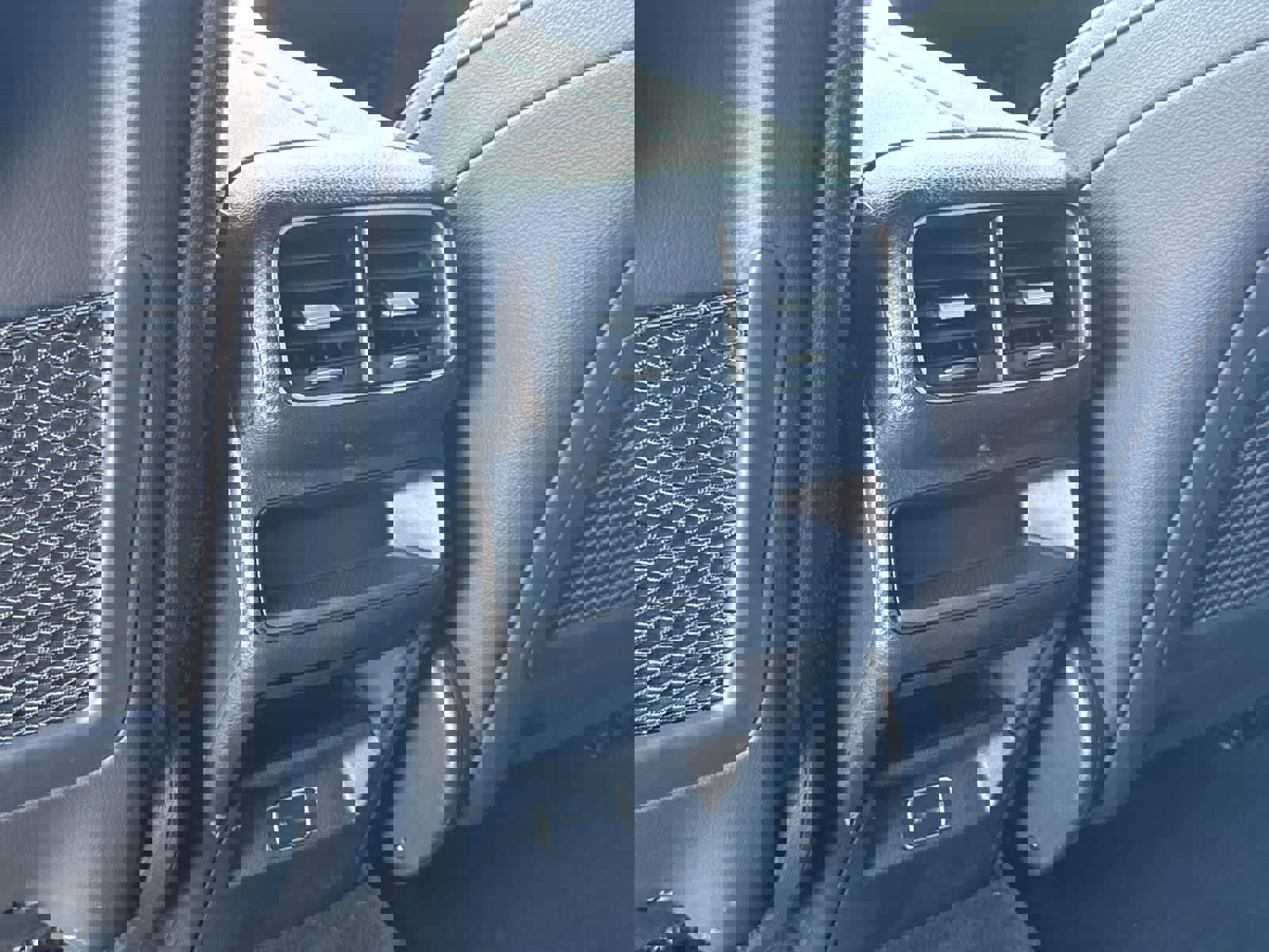 Used 2024 Mercedes-Benz GLE 350 4MATIC image 35