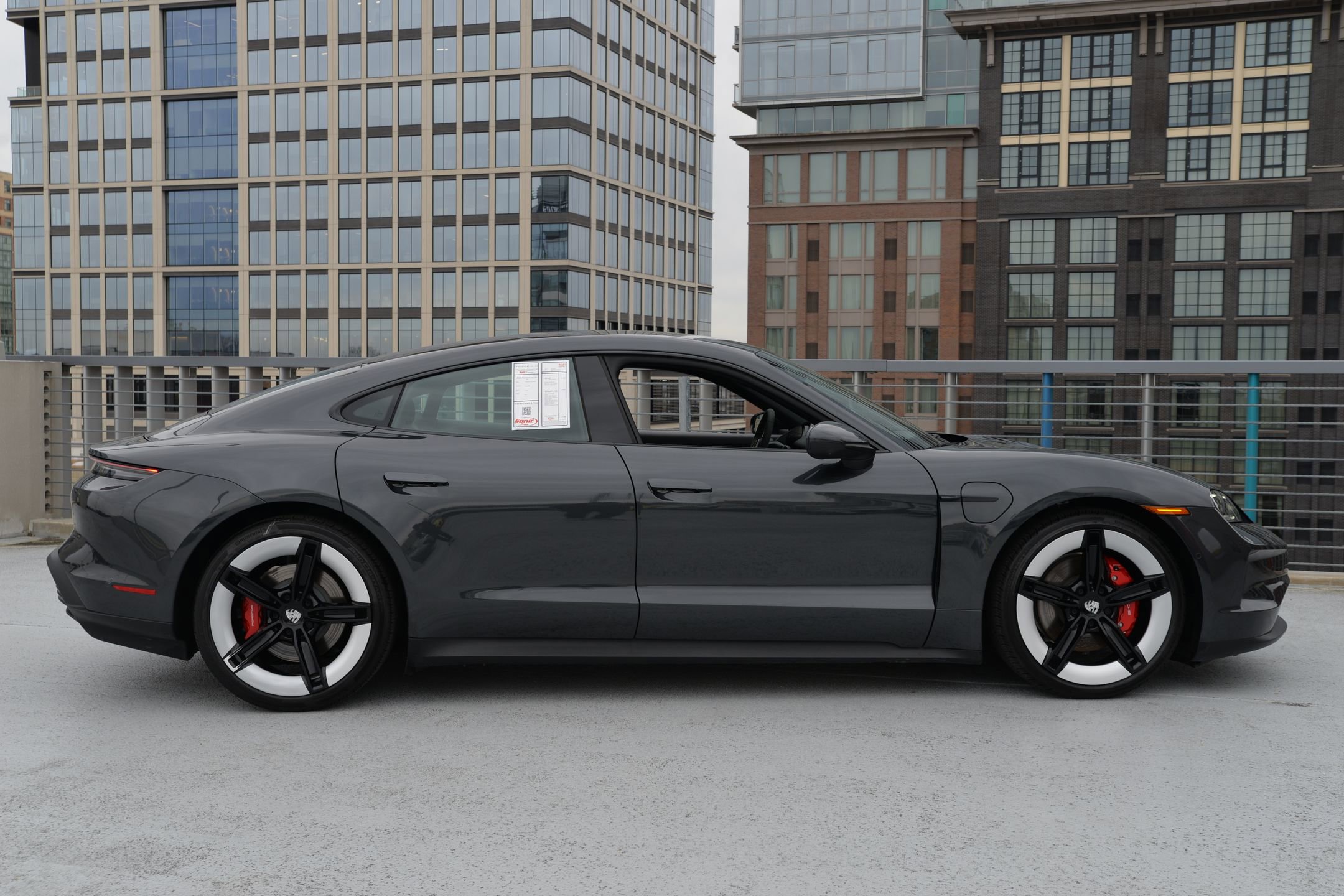 Certified 2025 Porsche Taycan 4S image 8