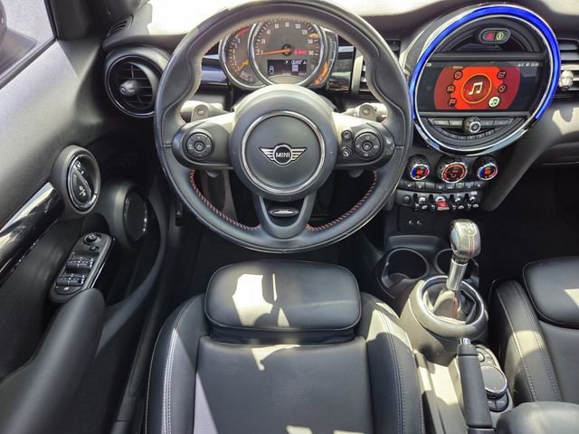 Used 2019 MINI Cooper S image 14