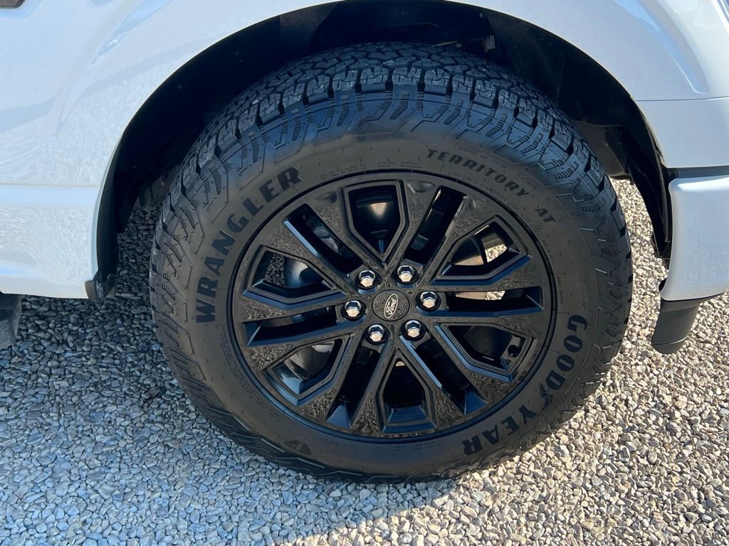 Used 2024 Ford F150 Lariat w/ FX4 Off-Road Package image 10