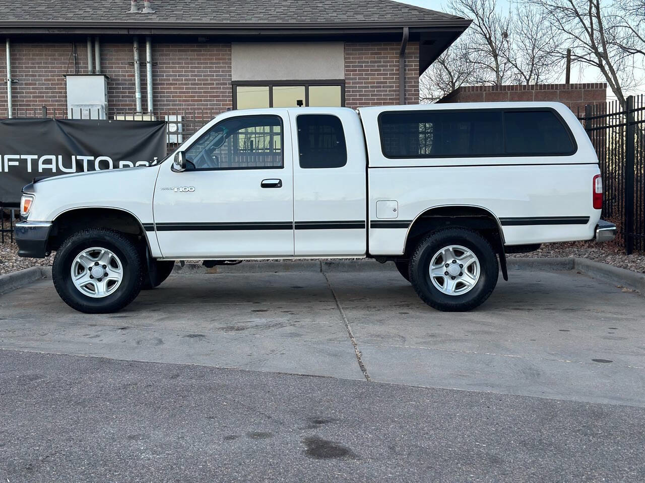 Used 1998 Toyota T100 SR5 image 15